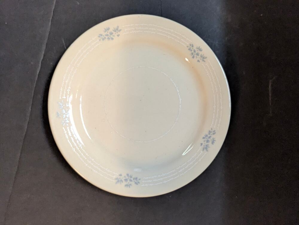 Corelle by Corning Country Cottage Blue Floral 7 Lunch Salad Plates Set of 5